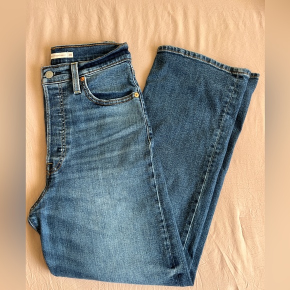 Levi’s Ribcage Straight Jeans - Picture 2 of 4